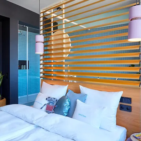 25hours The Circle 4* Kolonia