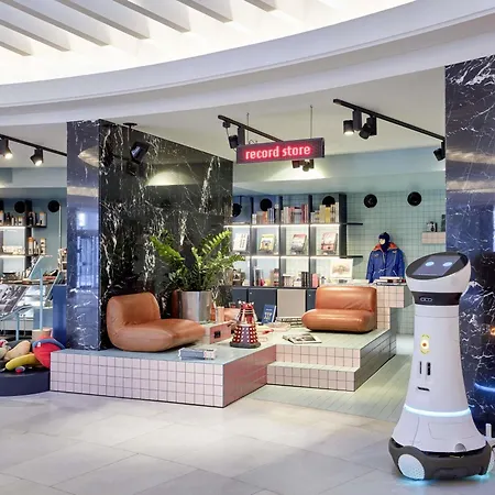 Hotel 25hours The Circle Keulen