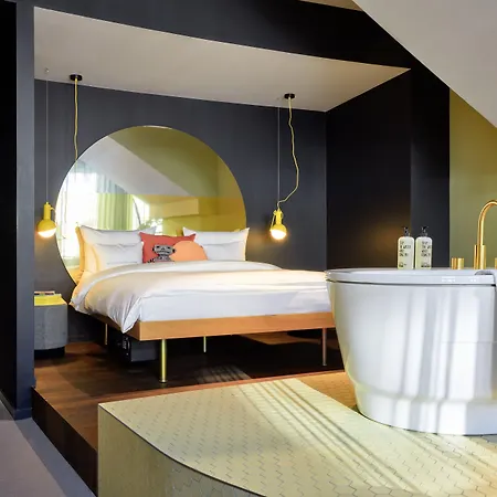 Ξενοδοχείο 25hours The Circle 4*