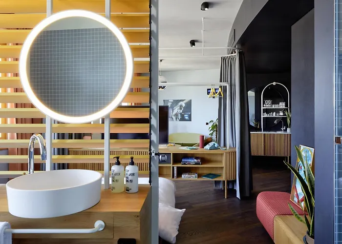 25hours The Circle 4* Kolín nad Rýnem