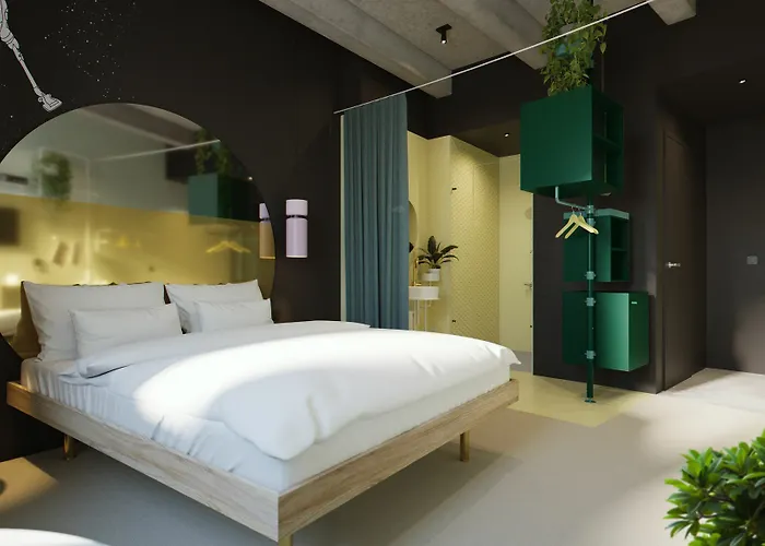 Hotell 25hours The Circle 4*