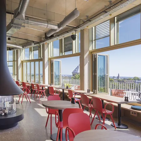 Hotel 25hours The Circle